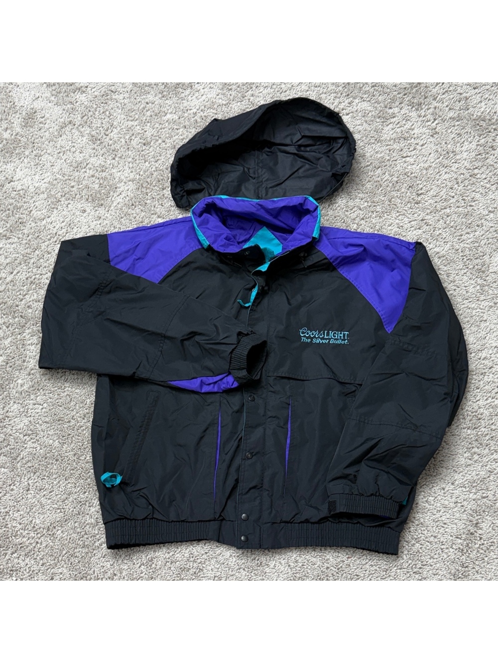 Vintage Dunbrooke XL Coors Light The Silver Bullet Windbreaker Jacket